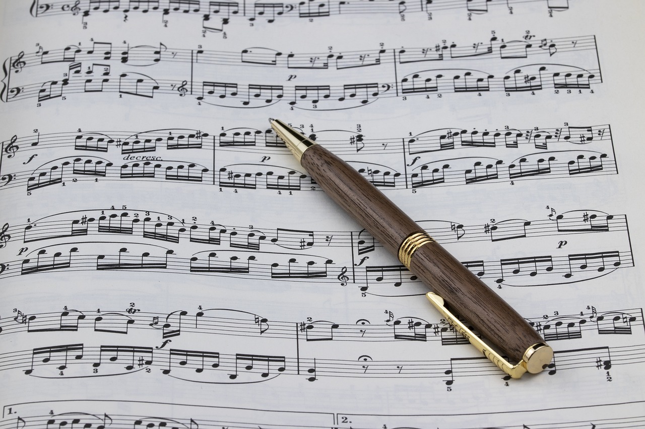 sheet music, music, clef-4121936.jpg